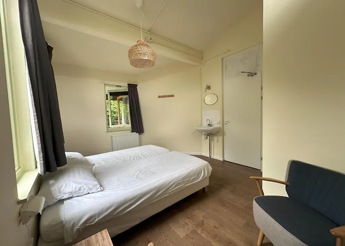 Plaats De Kleine Aarde Hostel Boxtel