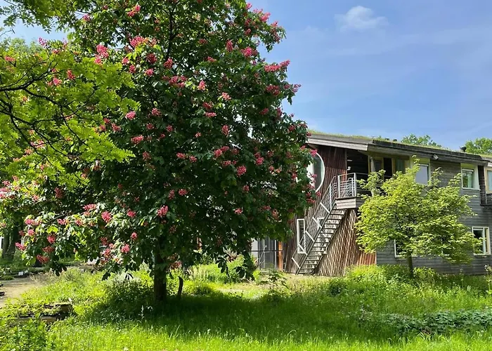 Plaats De Kleine Aarde